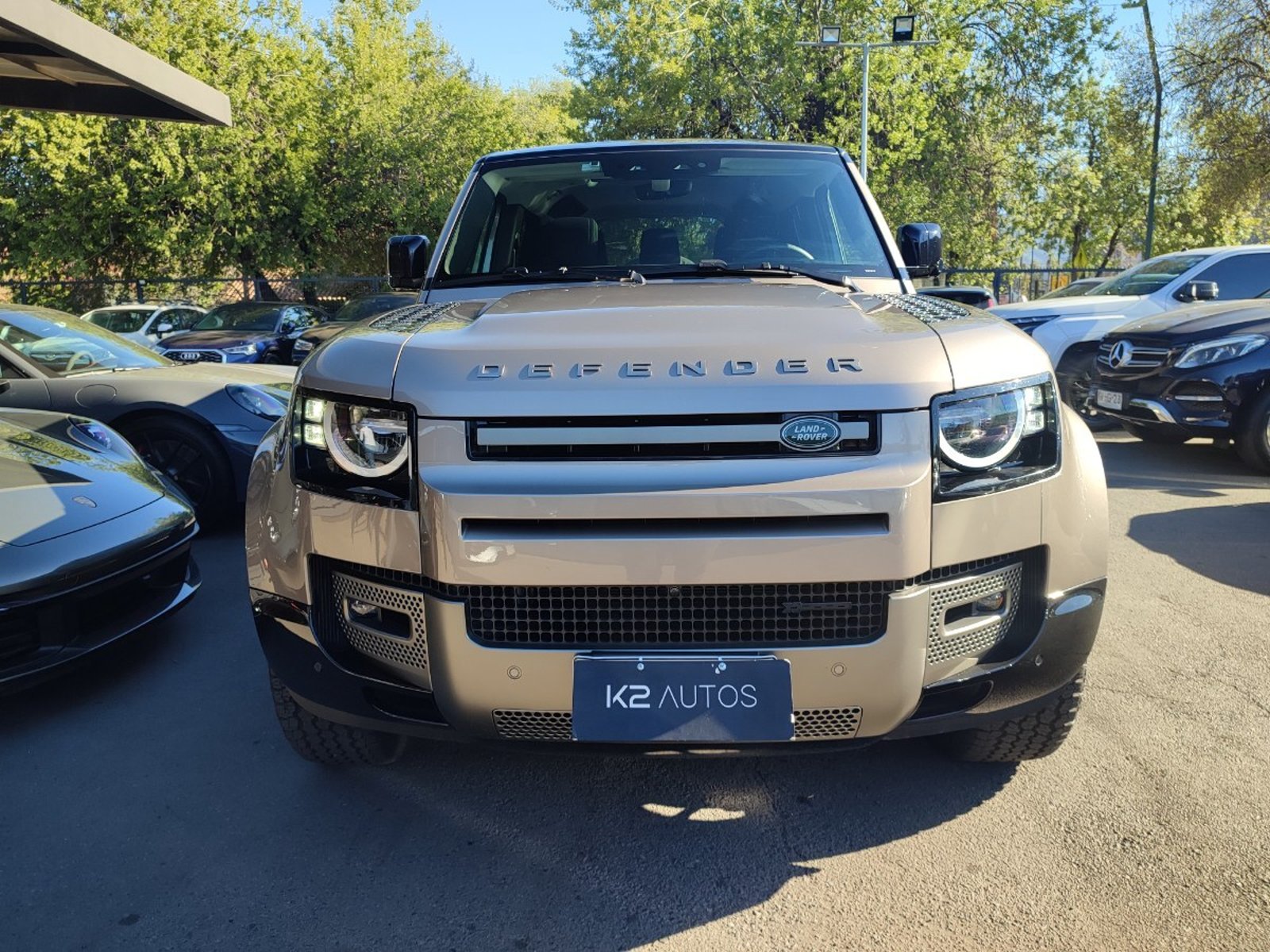 Land Rover DEFENDER X-DYNAMIC S 3.0 4WD 2023 - Foto 2 de 19