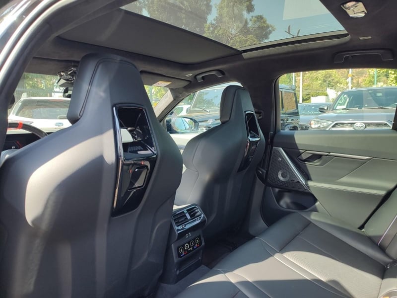BMW M5 4.4 V8 XDRIVE 2025 - Imagen 16 de 18