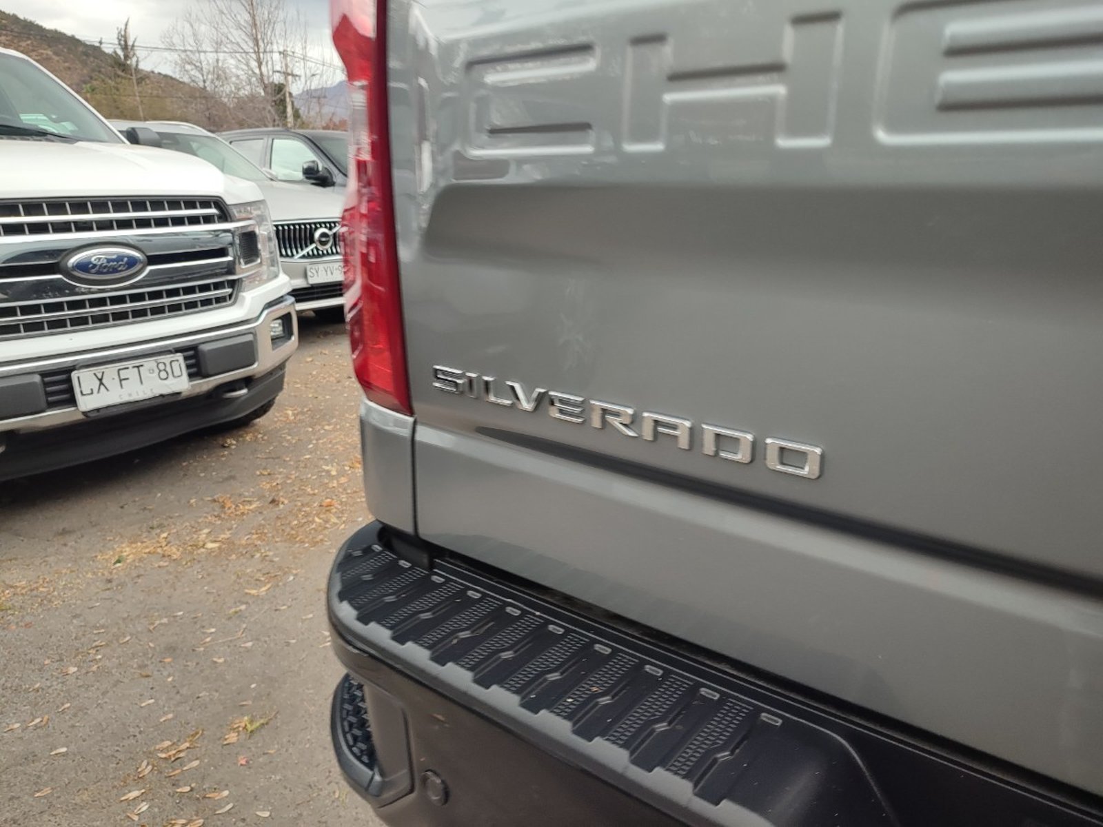 Chevrolet SILVERADO TRAIL BOSS Z71 5.3 4X4 2025 - Imagen 9 de 18