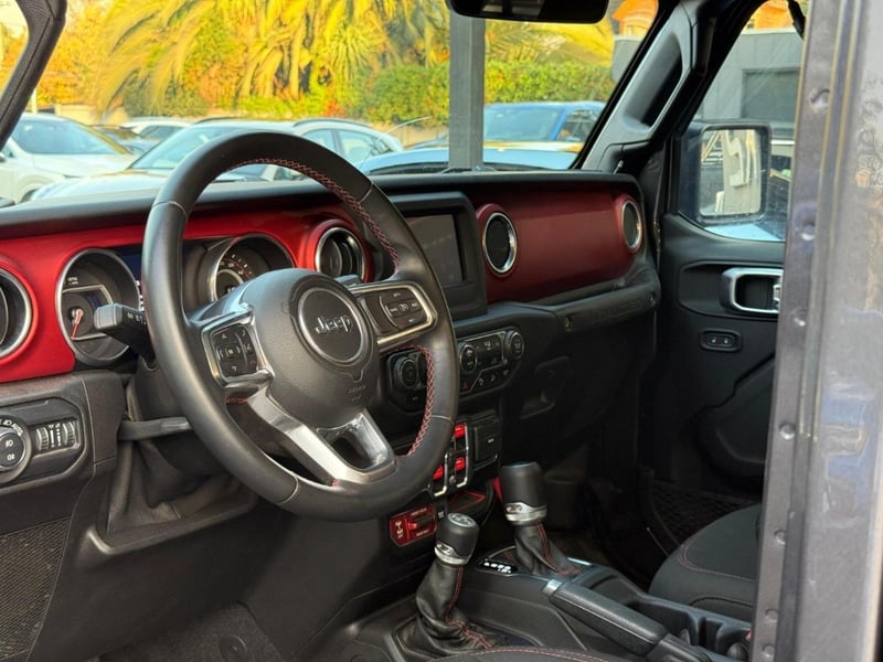 Jeep WRANGLER RUBICON UNLIMITED 3.6 4X4 2020 - Imagen 9 de 16