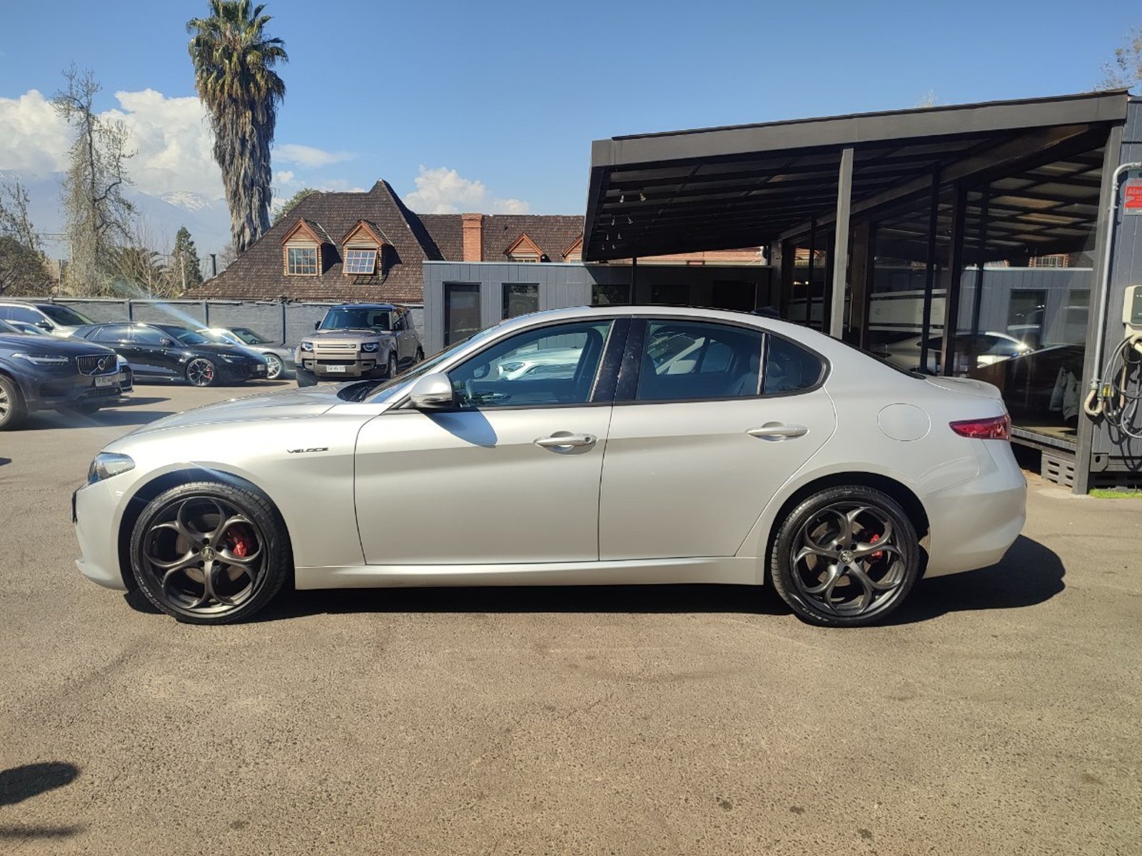 Alfa Romeo GIULIA VELOCE 2.0 TURBO 280 HP 2022 - Imagen 5 de 18