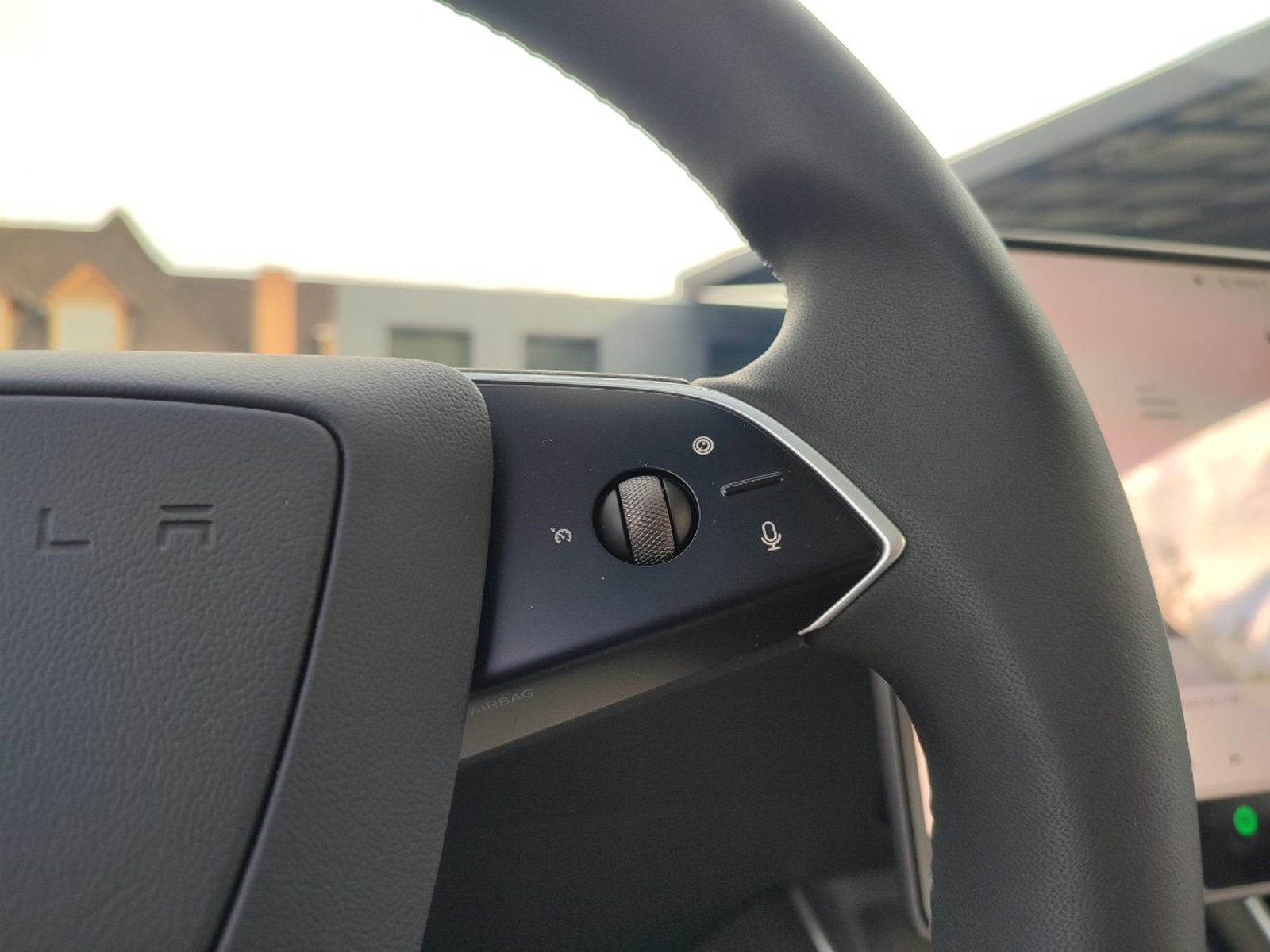 Tesla MODEL Y LONG RANGE AWD DUAL MOTOR 2026 - Imagen 15 de 17