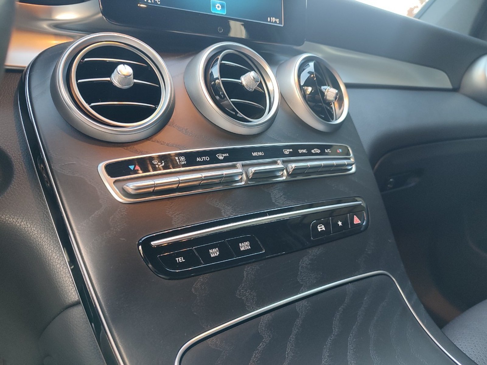 MERCEDES-BENZ GLC 220D COUPE 2.1 4MATIC AT 2021 - Imagen 15 de 18
