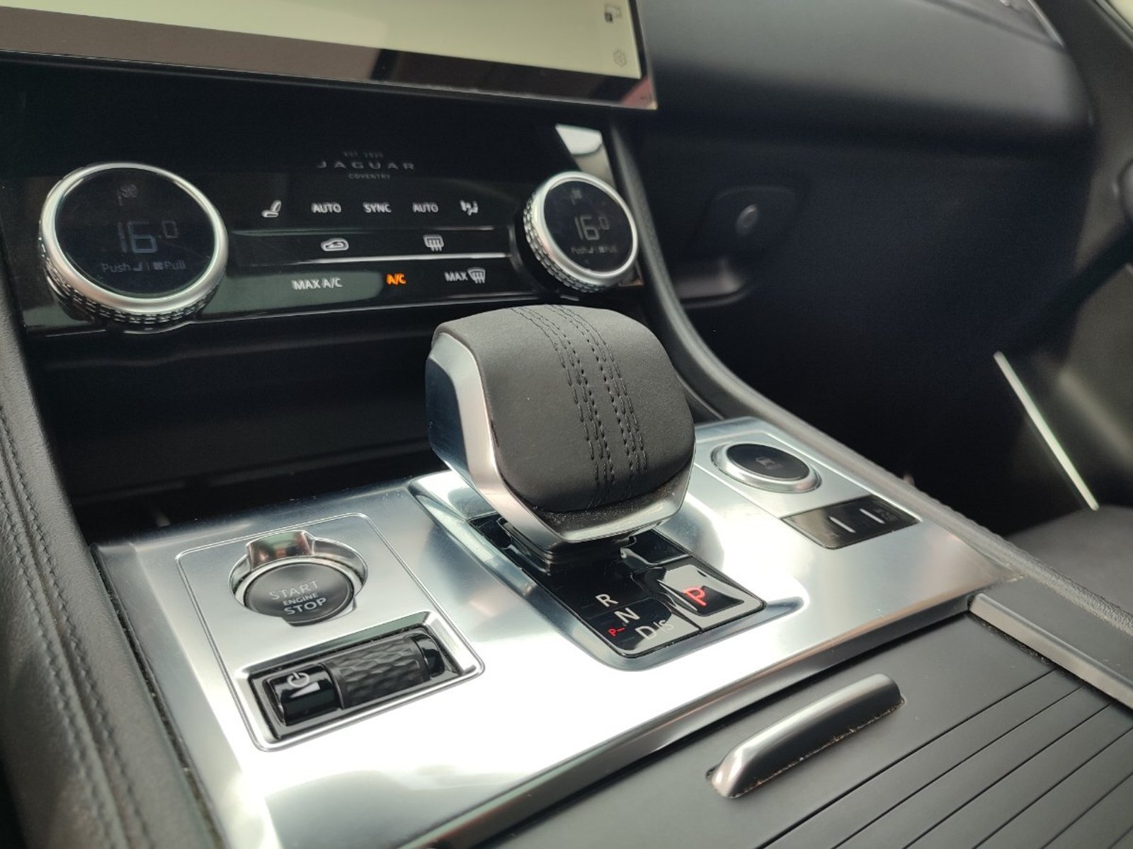 JAGUAR F-PACE 2.0I P250 4X4 S 2023 - Imagen 12 de 16