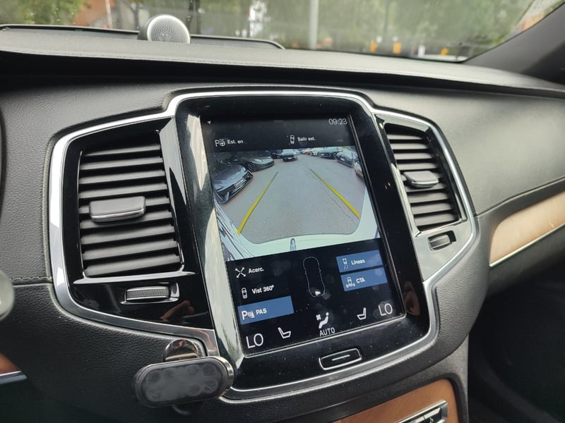 Volvo XC90 D5 INSCRIPTION 2.0 4WD 2020 - Imagen 18 de 19