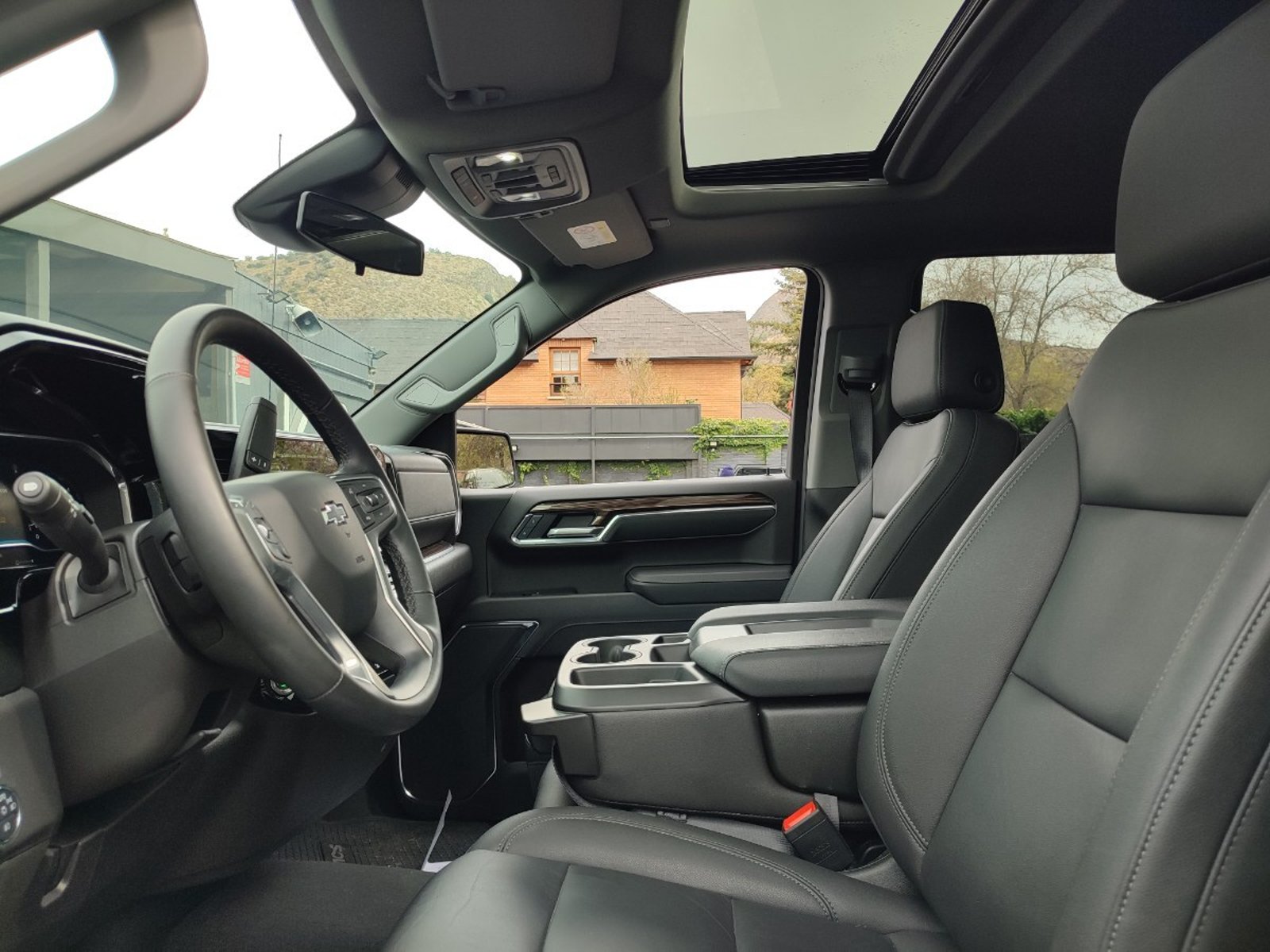 Chevrolet SILVERADO TRAIL BOSS Z71 5.3 4X4 2026 - Imagen 12 de 18
