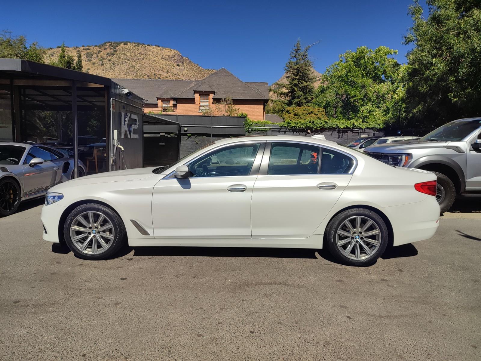 BMW 530I 2.0 EXECUTIVE 2017 - Foto 4 de 17