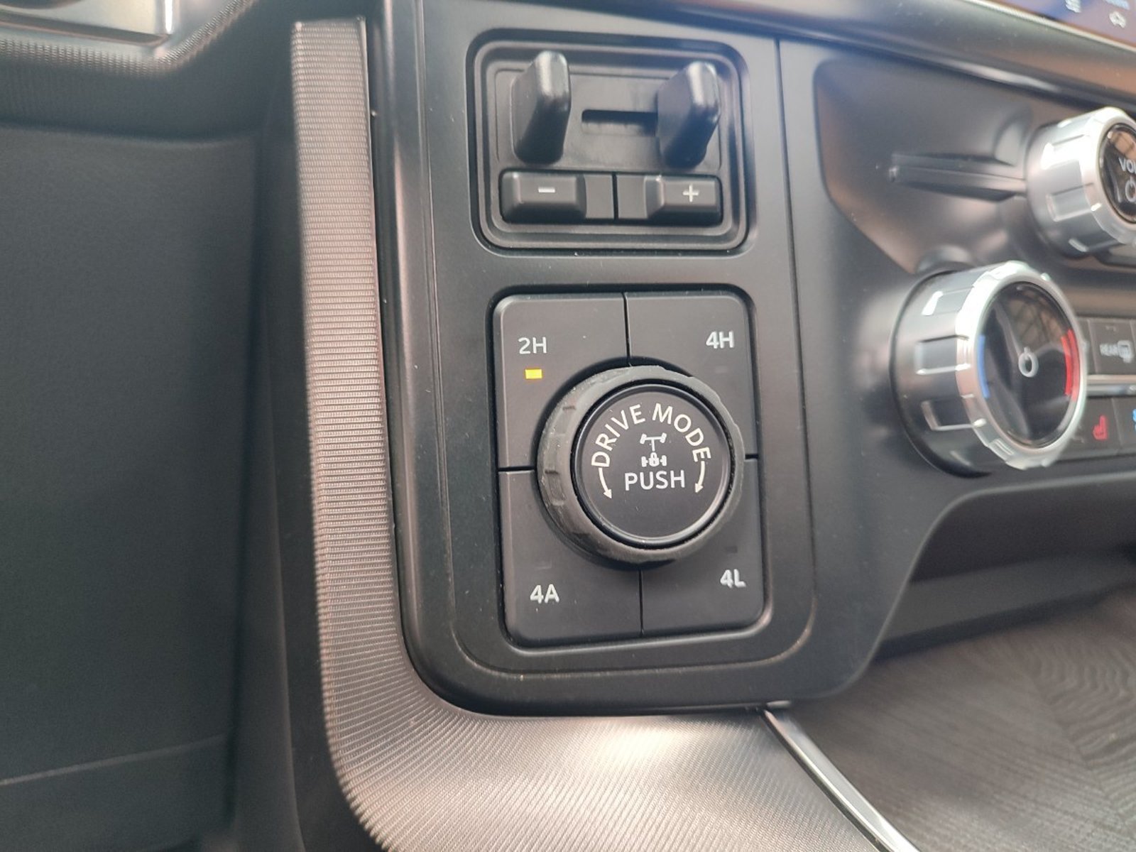 Ford F-150 PLATINUM HEV HYBRID 3.5 4WD 2024 - Imagen 18 de 18
