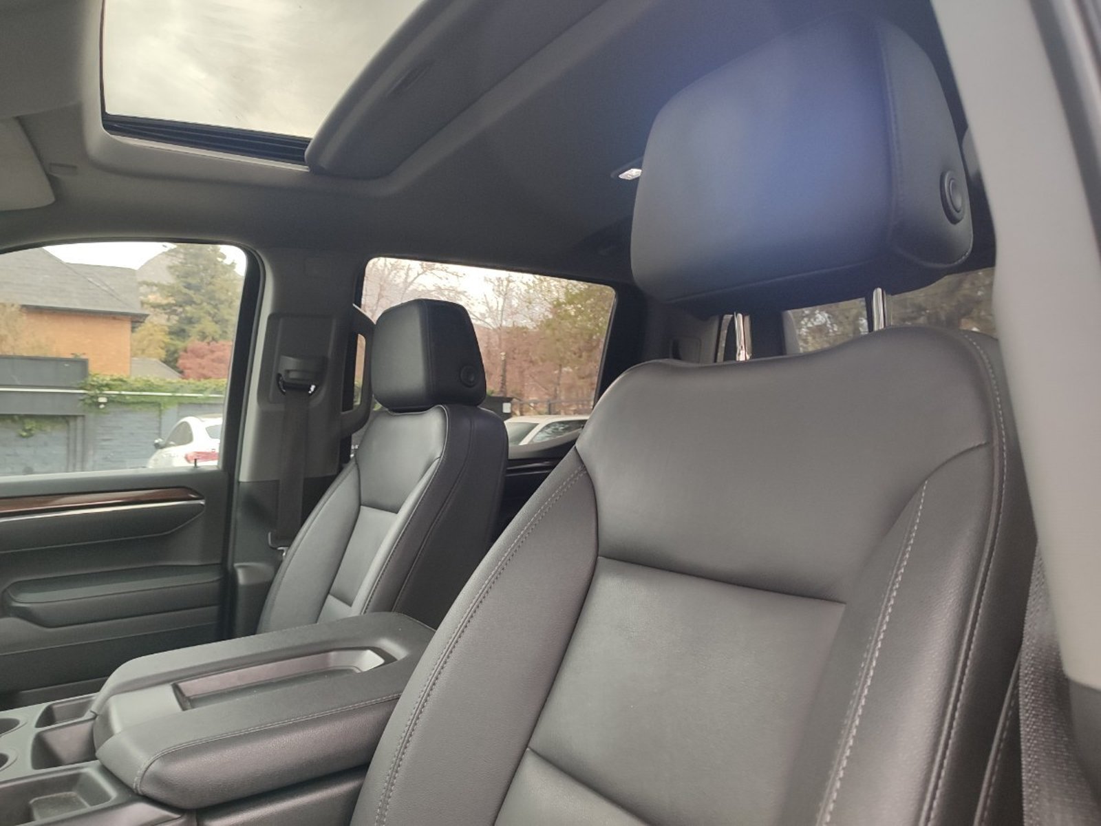Chevrolet SILVERADO TRAIL BOSS Z71 5.3 4X4 2025 - Imagen 13 de 18