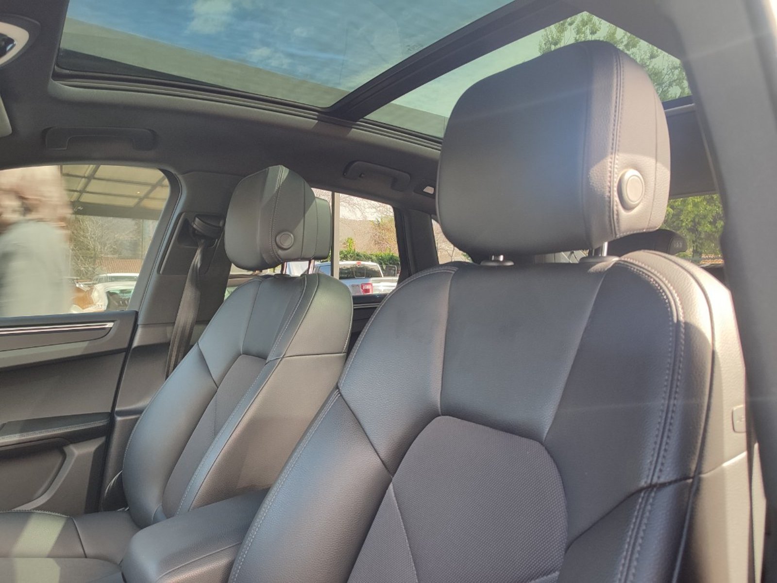 Porsche MACAN R4 III 4WD 2.0 2023 - Imagen 11 de 17