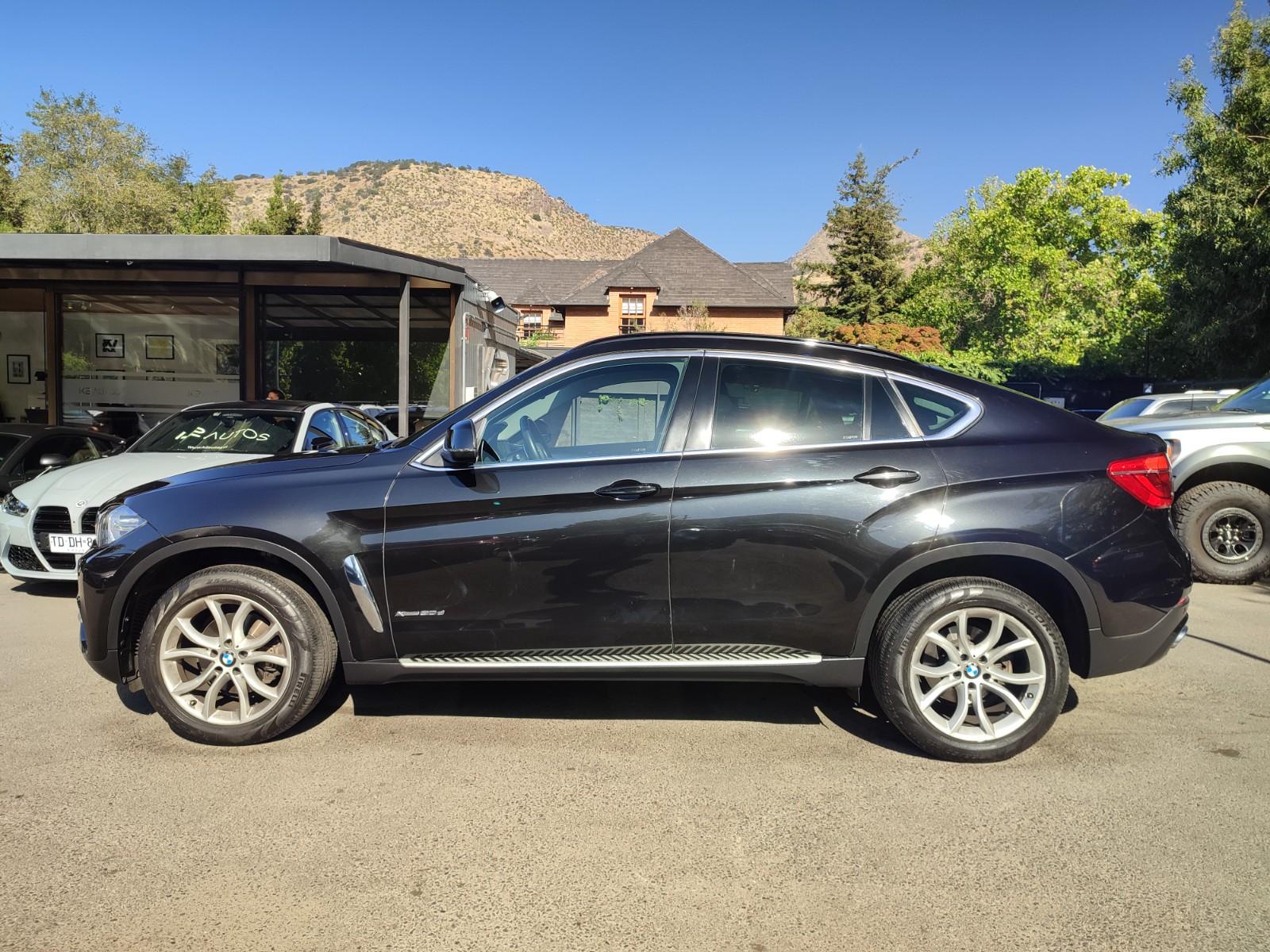 BMW X6 XDRIVE 30D 3.0 4WD 2018 - Foto 5 de 17