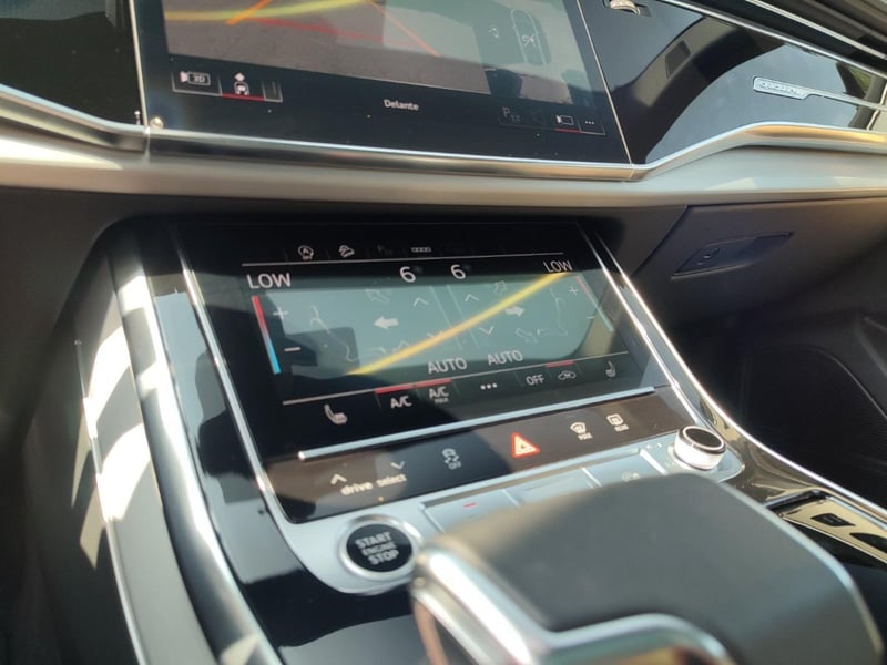 Audi Q8 55 TFSI QUATTRO 3.0 STRONIC 2025 - Imagen 13 de 18