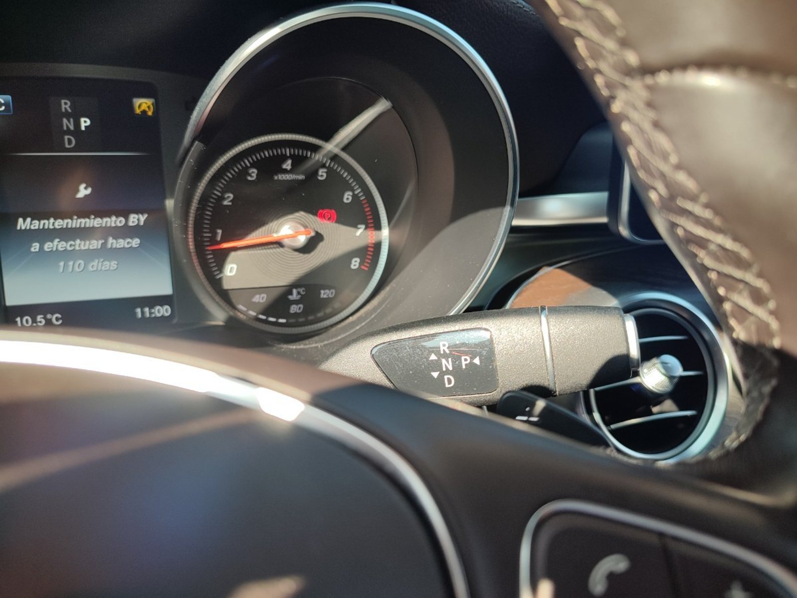 MERCEDES-BENZ GLC 250 2.0 4MATIC AT 2016 - Imagen 16 de 18