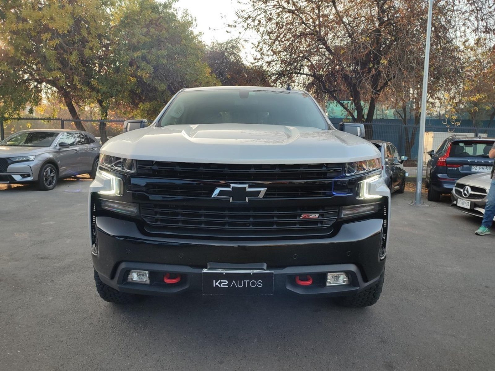 Chevrolet SILVERADO LT TRAILBOSS 5.3 4X4 2022 - Foto 2 de 17