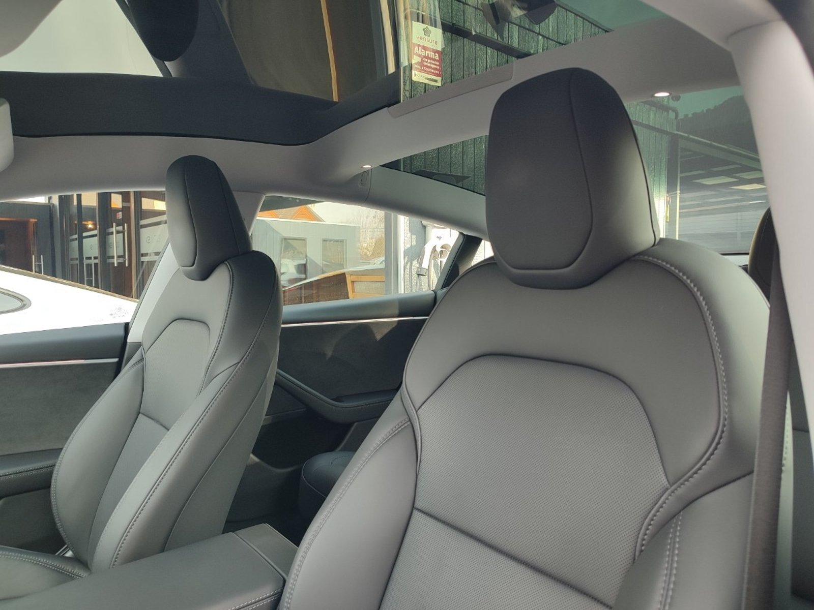 Tesla MODEL 3 LONG RANGE DUAL MOTOR 4WD 2025 - Imagen 14 de 18