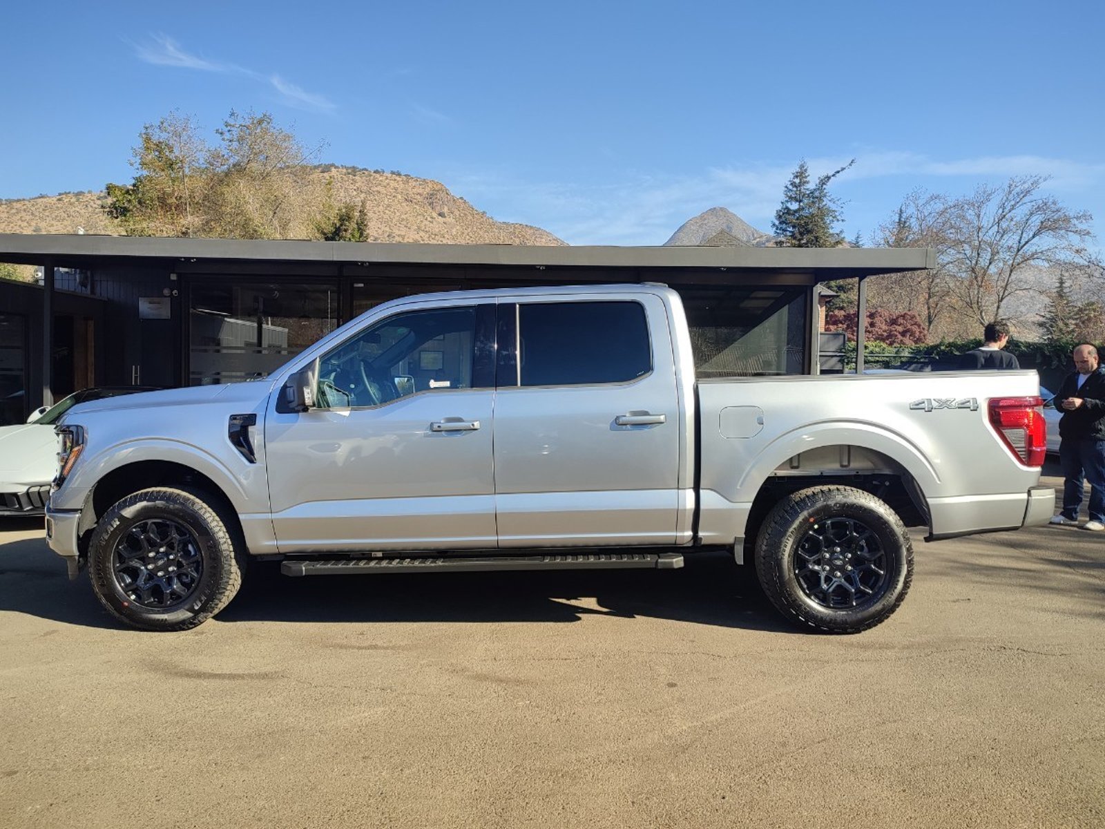 Ford F-150 XLT 5.0 V8 2026 - Foto 5 de 19