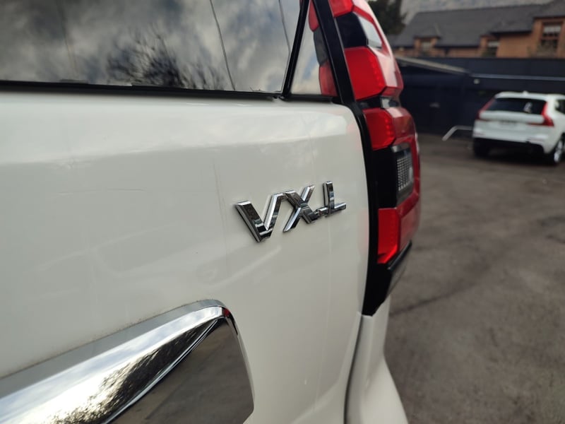 Toyota LAND CRUISER PRADO VX-L 5P 4WD 4.0 2023 - Imagen 6 de 16