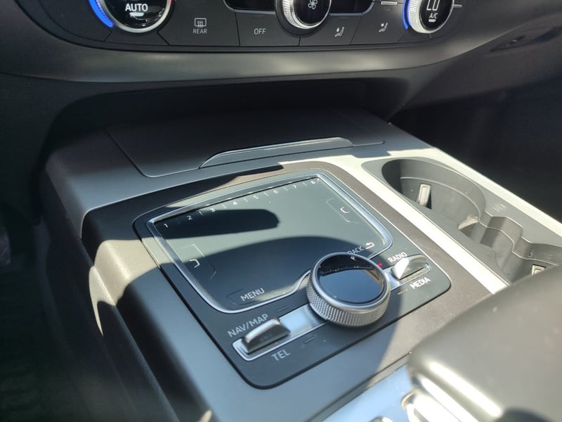 Audi Q7 3.0 TDI 7 PAS TIPTRONIC AWD 2020 - Imagen 16 de 19