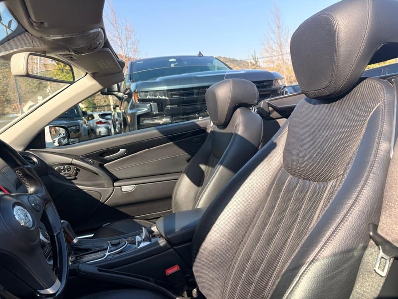 Mercedes-Benz SL 500 CABRIO 5.5 AUT 2011 - Imagen 11 de 17