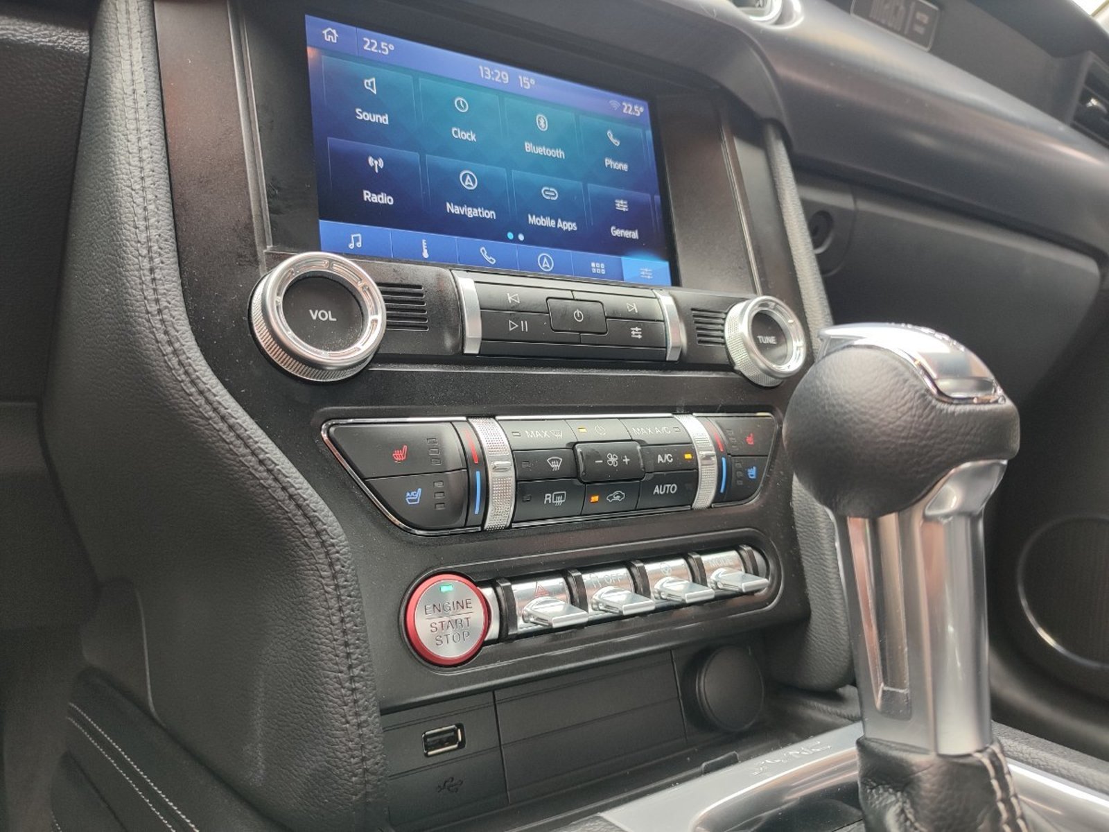 FORD MUSTANG MACH 1 V8 5.0 2023 - Imagen 13 de 17