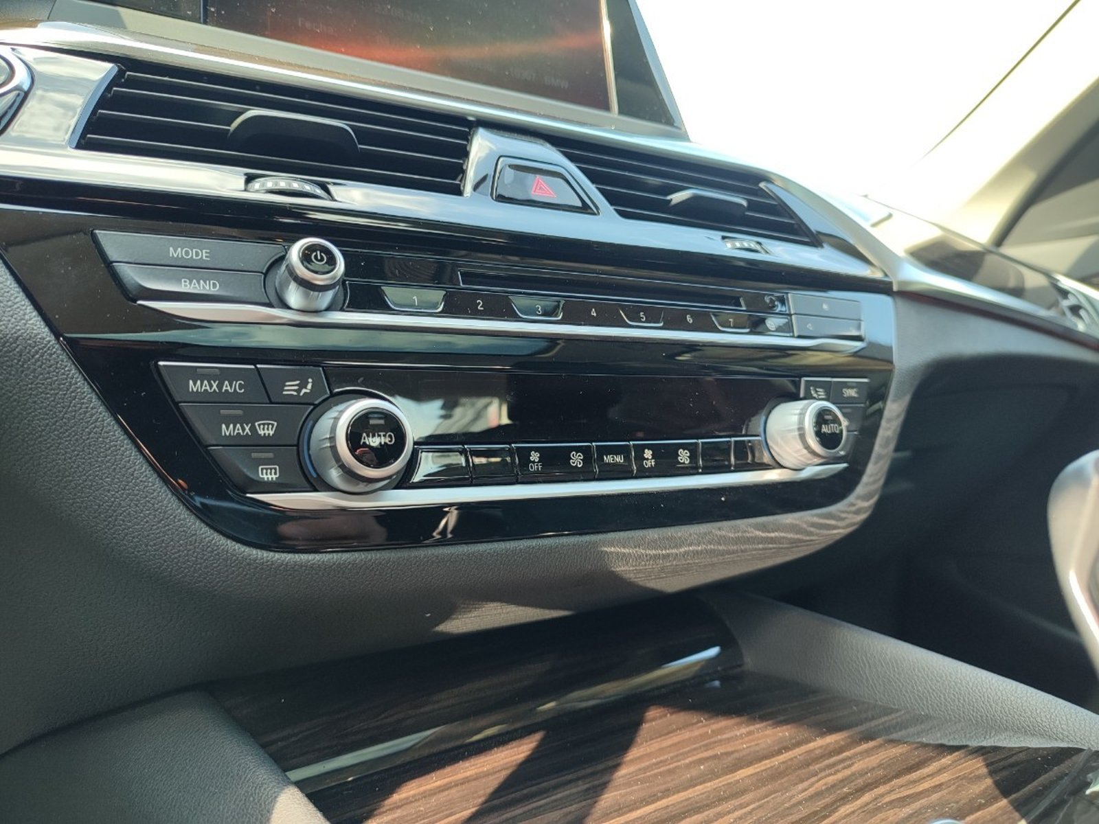 BMW 520I EXECUTIVE 2.0 AT 2018 - Imagen 15 de 17