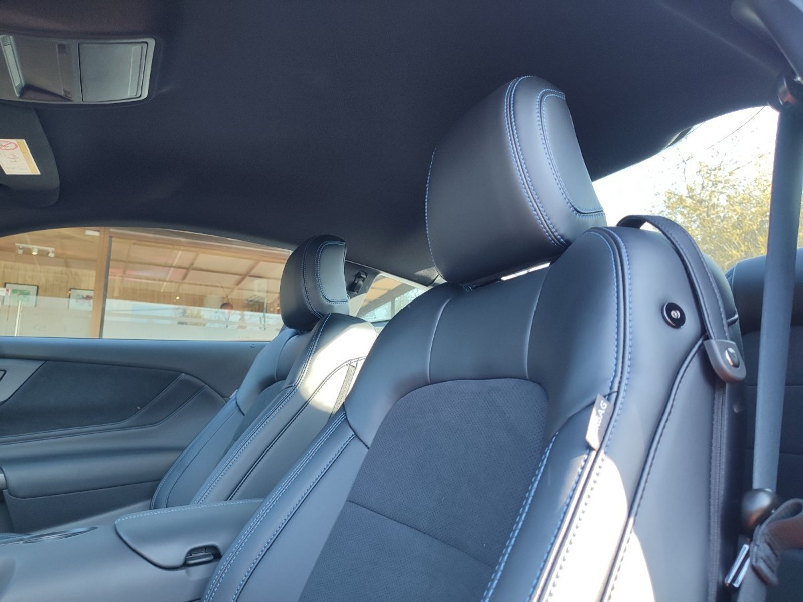 FORD MUSTANG DARK HORSE 5.0 2026 - Imagen 12 de 18