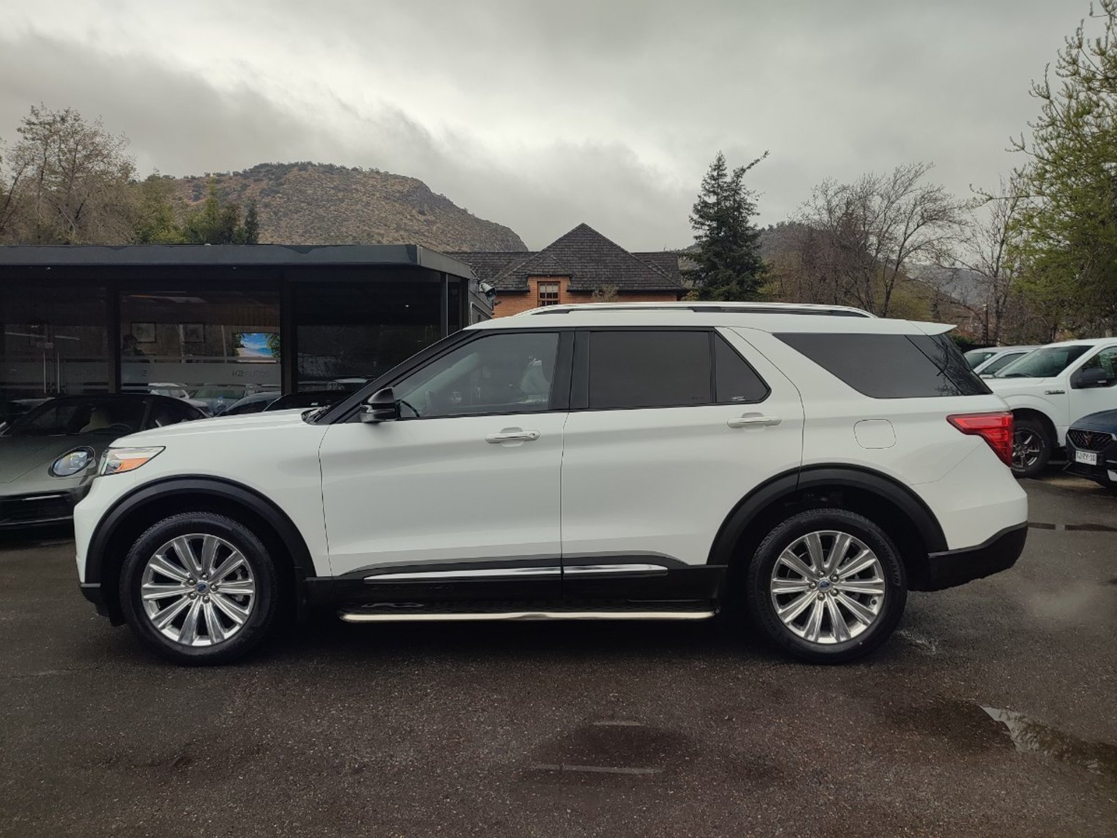 Ford EXPLORER LIMITED 2.3 4WD 2021 - Foto 5 de 18
