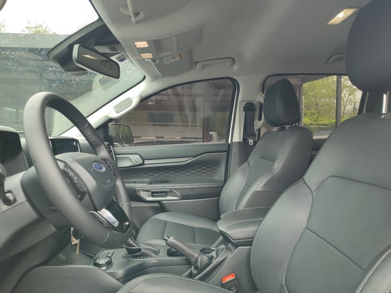 Ford RANGER XLT 2.0 DSL 4X4 2024 - Imagen 11 de 18