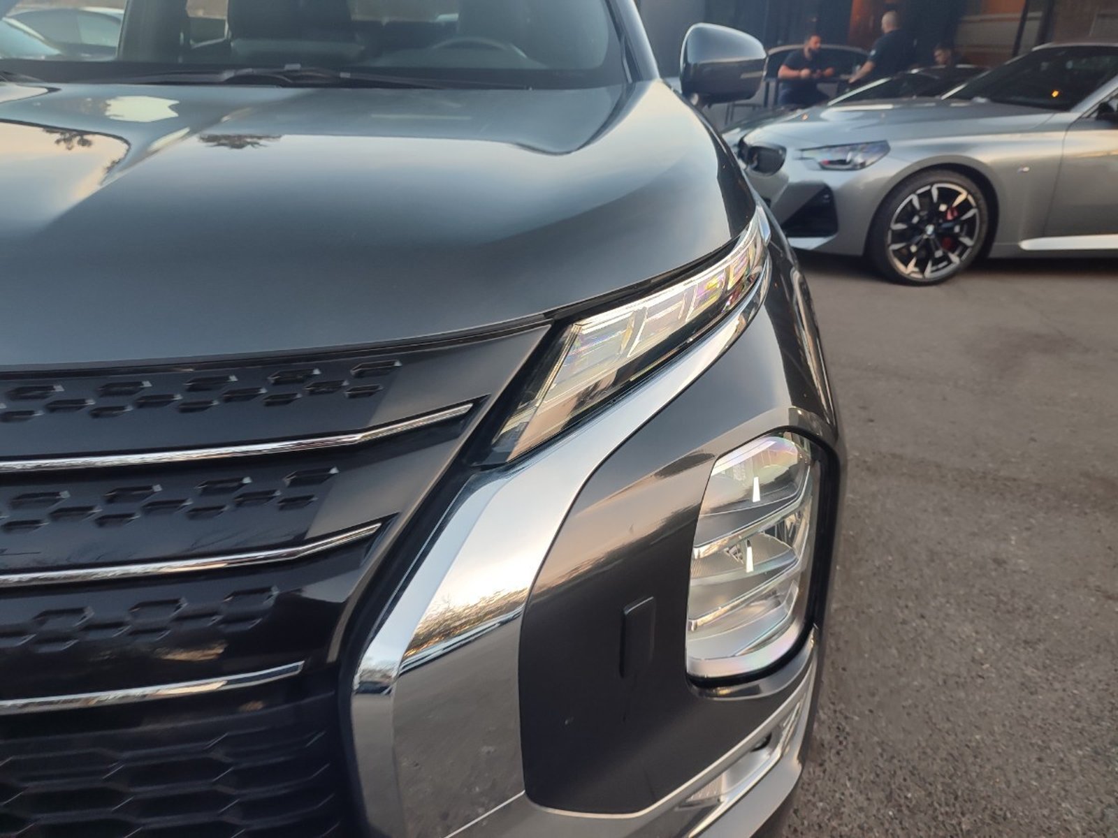 Mitsubishi OUTLANDER GLS LIMITED 2.5 4X4 AT 2026 - Foto 3 de 18
