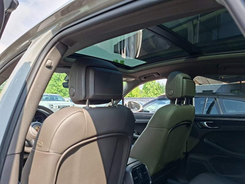 Porsche MACAN R4 2.0 4WD AT 2024 - Imagen 12 de 17