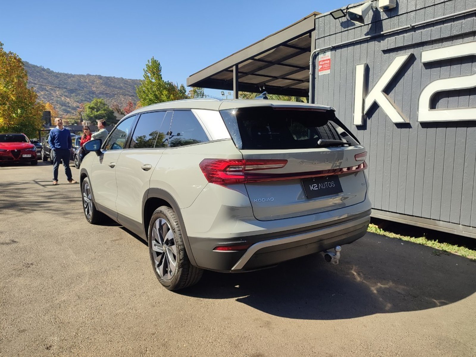 Skoda KODIAQ DESIGN 2.0 TSI 4X4 2025 - Imagen 8 de 17