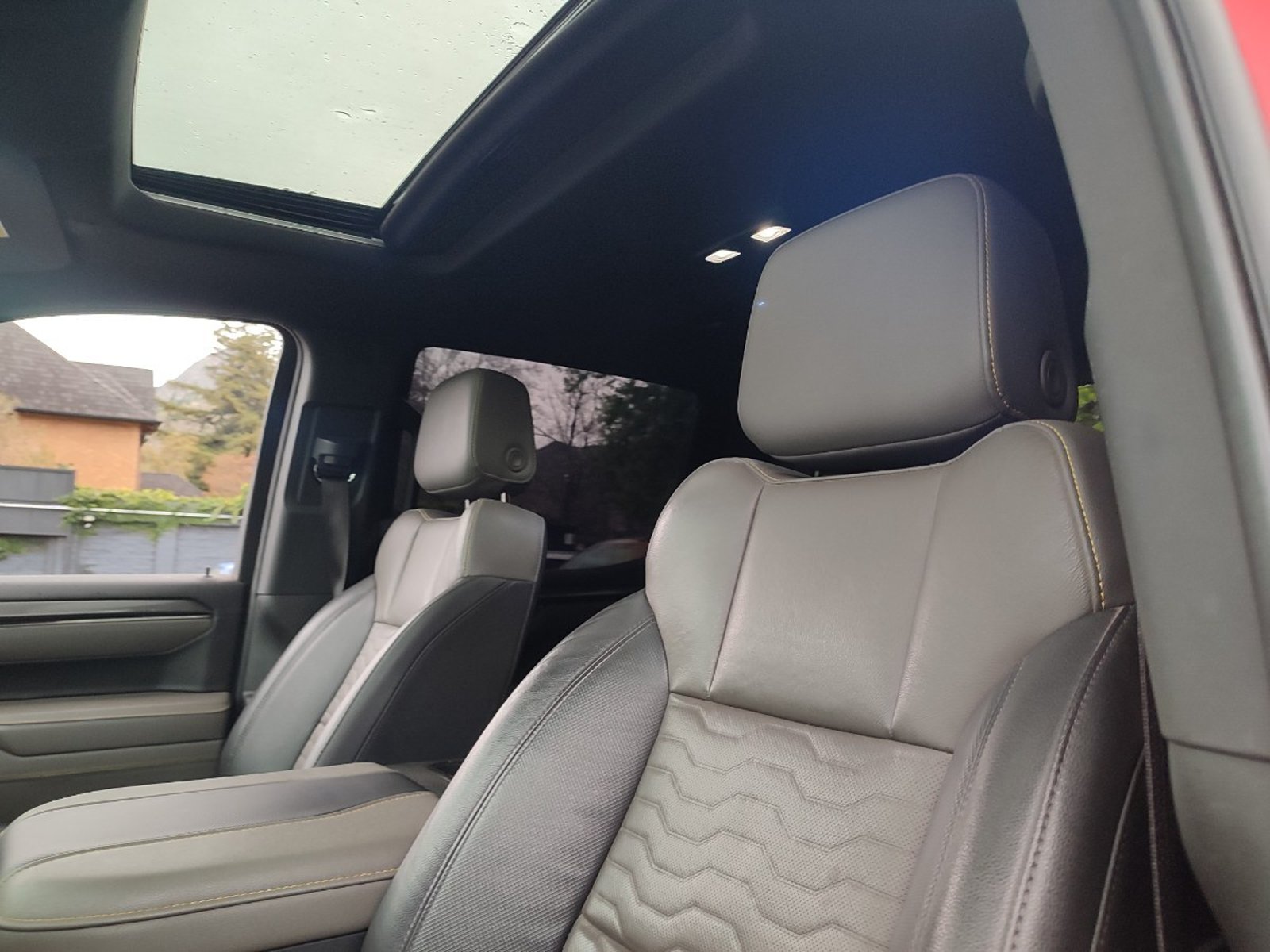 Chevrolet SILVERADO ZR2 6.2L 4WD 2023 - Imagen 13 de 18