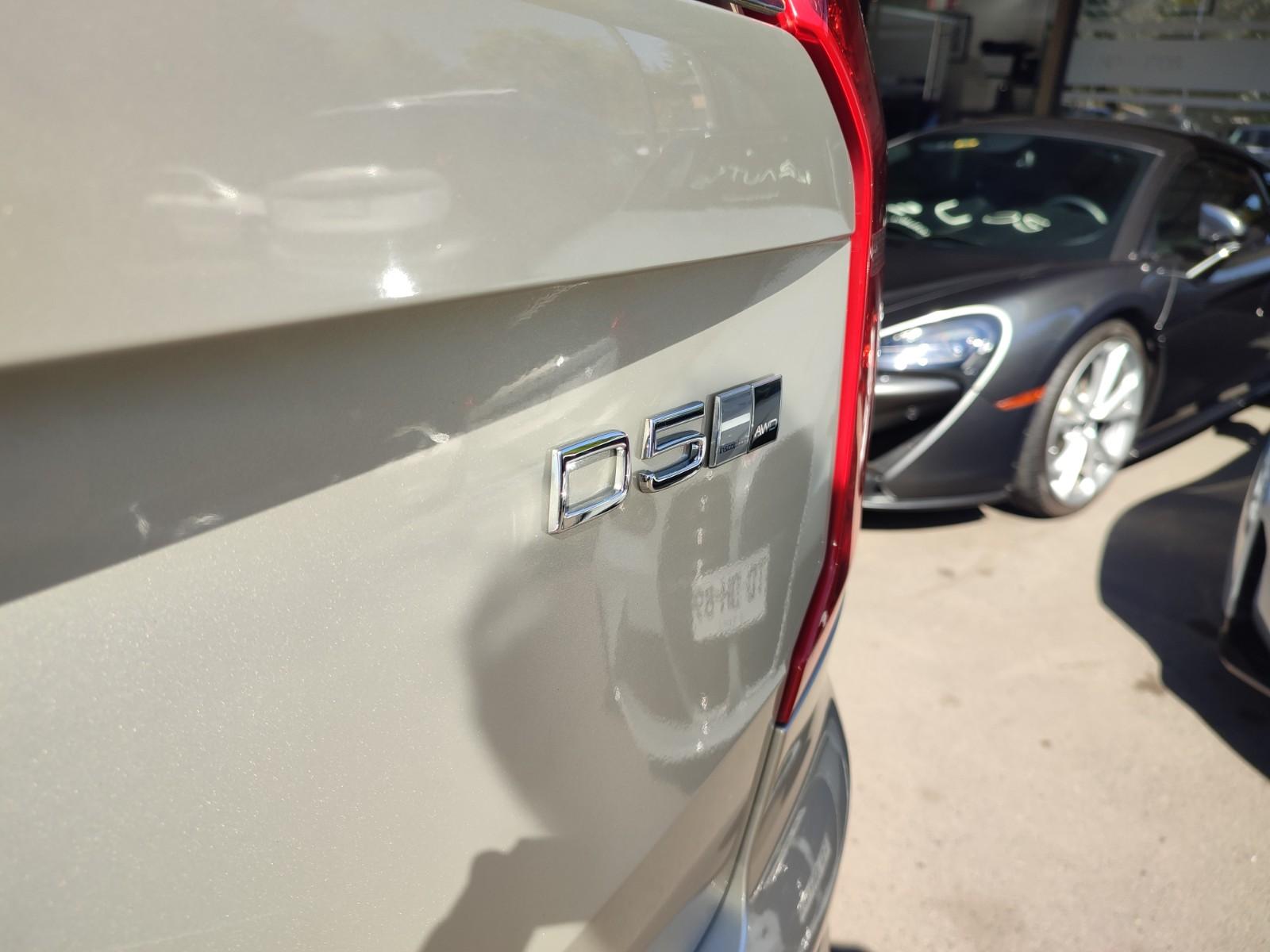 VOLVO XC90 D5 INSCRIPTION PLUS 2.0 4WD 2019 - Imagen 9 de 19