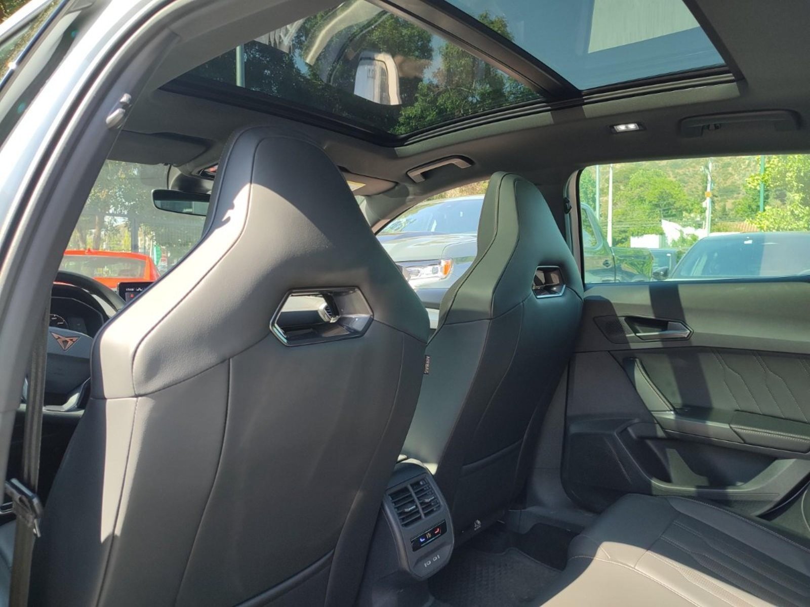 CUPRA FORMENTOR VZ 2.0 TSI DSG 2023 - Imagen 15 de 17