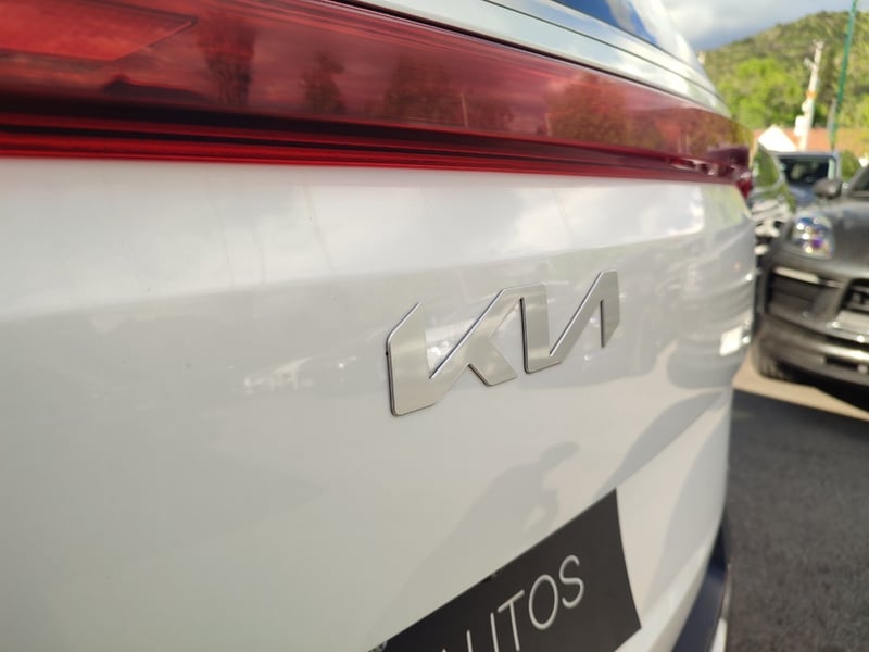 Kia CARNIVAL EX 2.2 8AT 2025 - Imagen 9 de 20