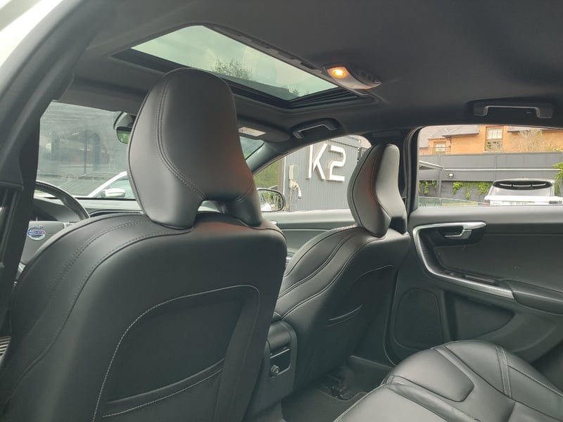Volvo S60 T6 RDESIGN 4WD 2.0 2018 - Imagen 12 de 16