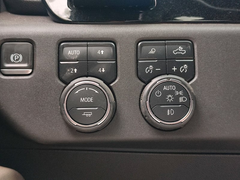 Chevrolet SILVERADO ZR2 6.2L 4WD 2023 - Imagen 18 de 18