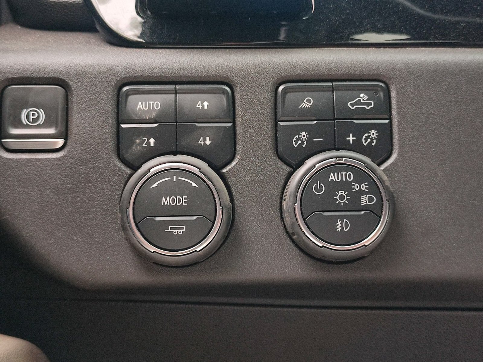 Chevrolet SILVERADO ZR2 6.2L 4WD 2023 - Imagen 18 de 18