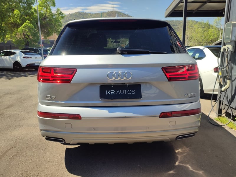 Audi Q7 3.0 TDI 7 PAS TIPTRONIC AWD 2020 - Imagen 7 de 19
