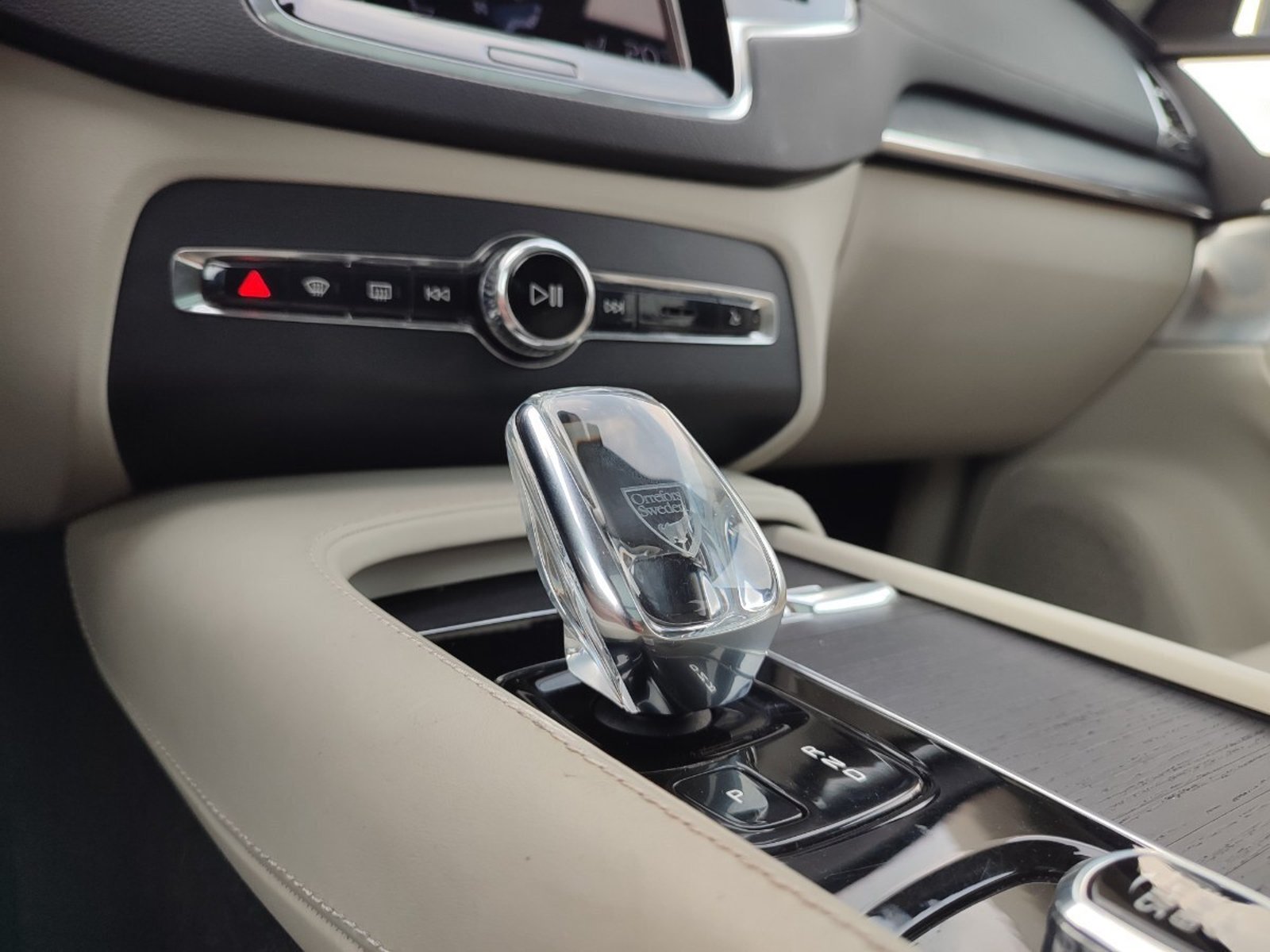 Volvo XC90 T8 INSCRIPTION 2.0 4WD 2020 - Imagen 13 de 17
