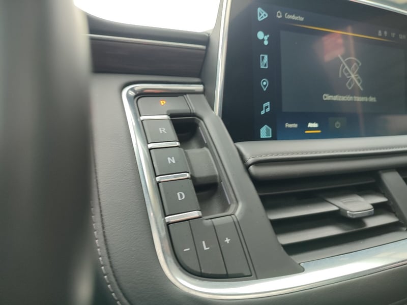 Chevrolet TAHOE Z71 5.3 4WD 2025 - Imagen 14 de 18