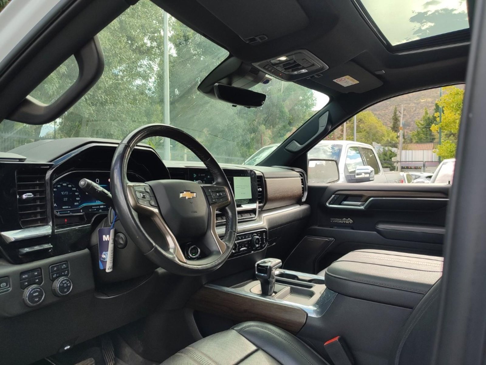 Chevrolet SILVERADO HIGH COUNTRY 3.0 DT 4WD 2024 - Imagen 10 de 16