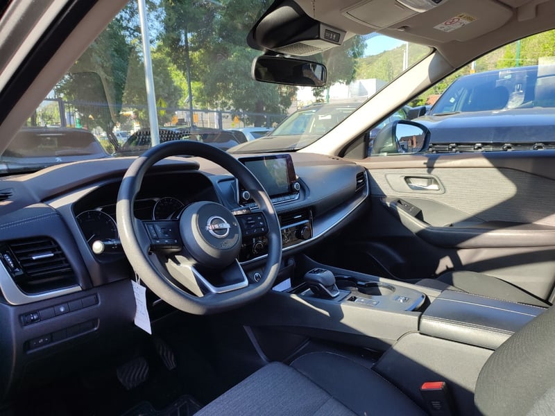 Nissan X-TRAIL SENSE 2.5 CVT 4X4 3R 2023 - Imagen 9 de 19