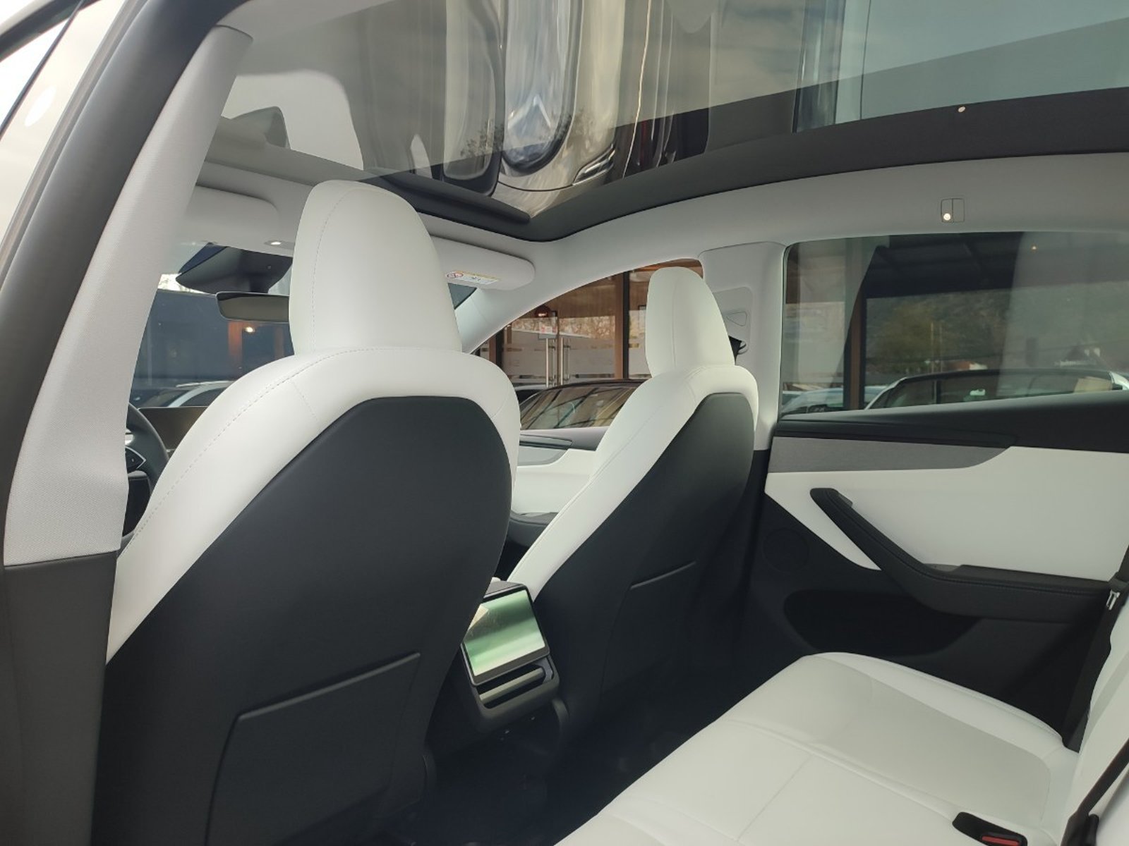 Tesla MODEL Y LONG RANGE AWD DUAL MOTOR 2026 - Imagen 10 de 17