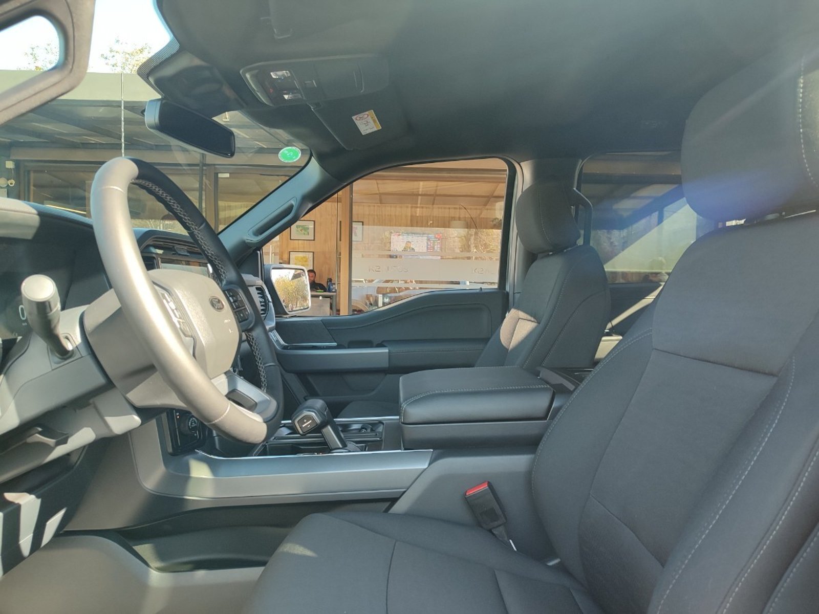 FORD F-150 XLT 5.0 V8 2026 - Imagen 13 de 19
