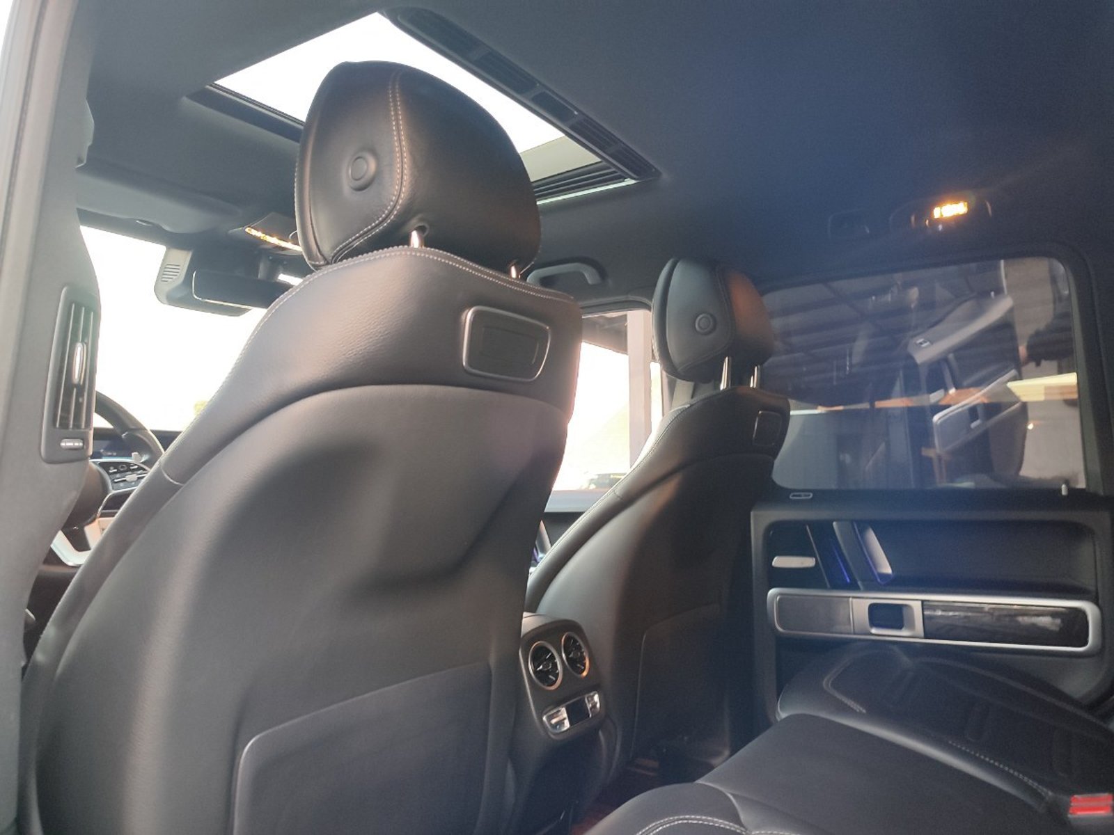 MERCEDES-BENZ G500 4.0 V8 BITURBO 4WD 2023 - Imagen 10 de 19
