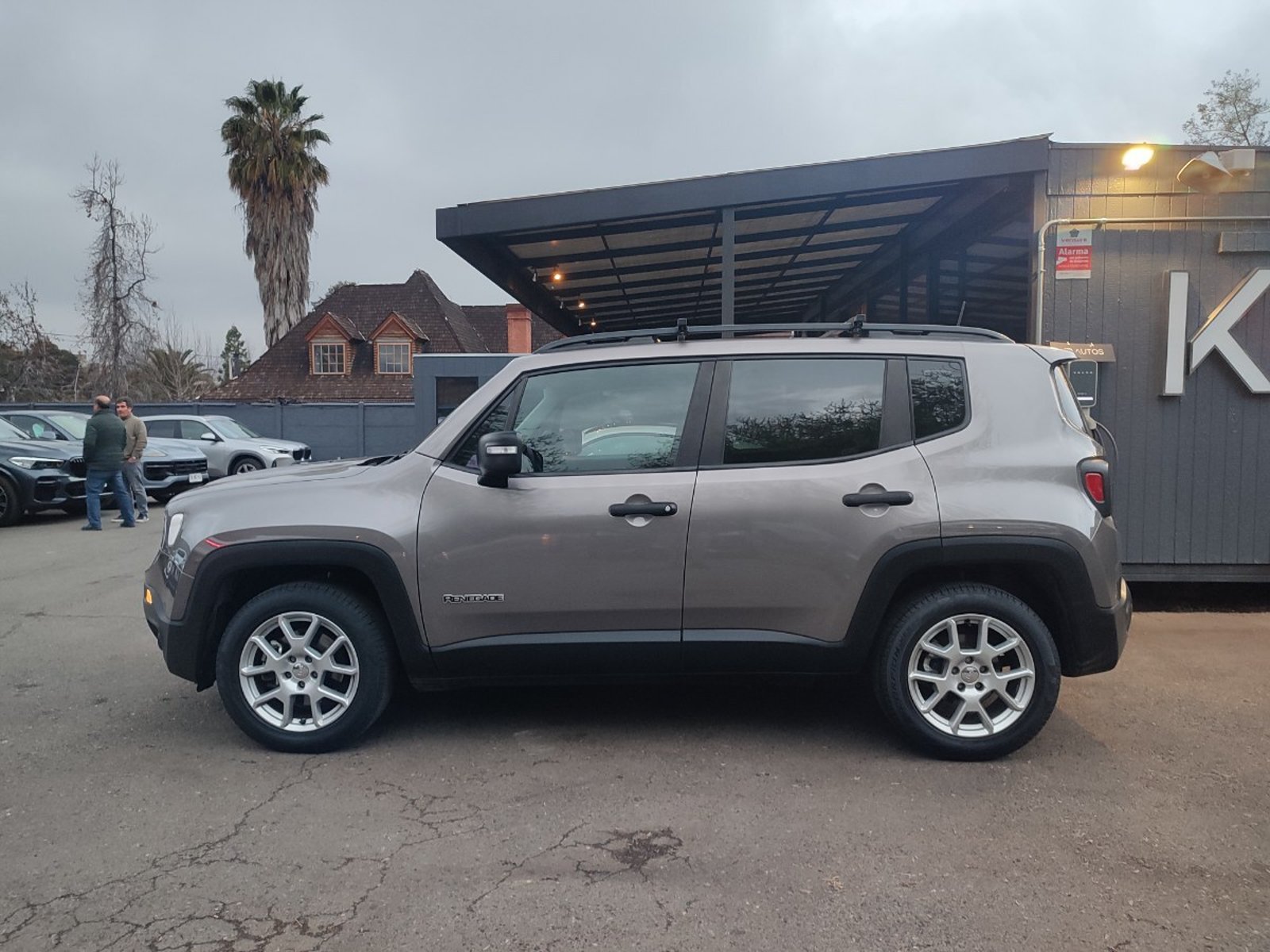 Jeep RENEGADE LX SPORT 1.8 AT 2022 - Imagen 5 de 16