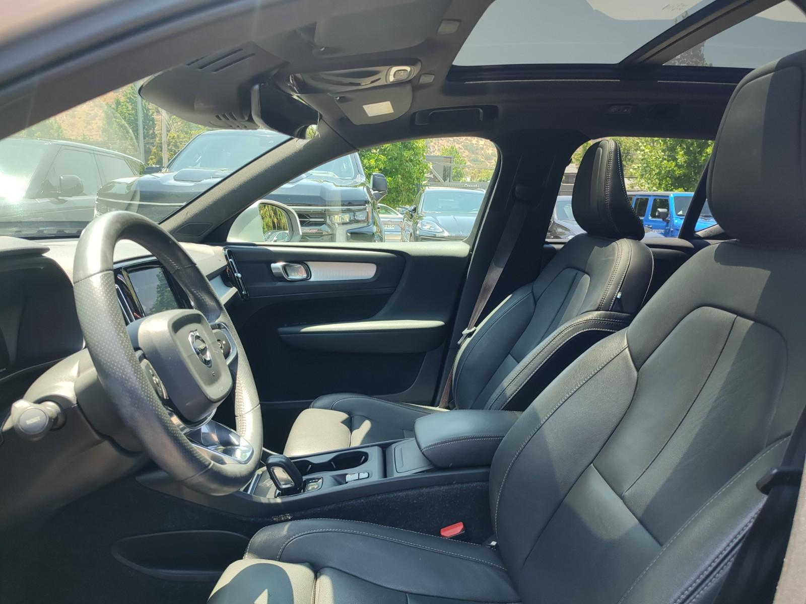 VOLVO XC40 T5 MOMENTUM PLUS 4WD 2.0 2019 - Imagen 11 de 17
