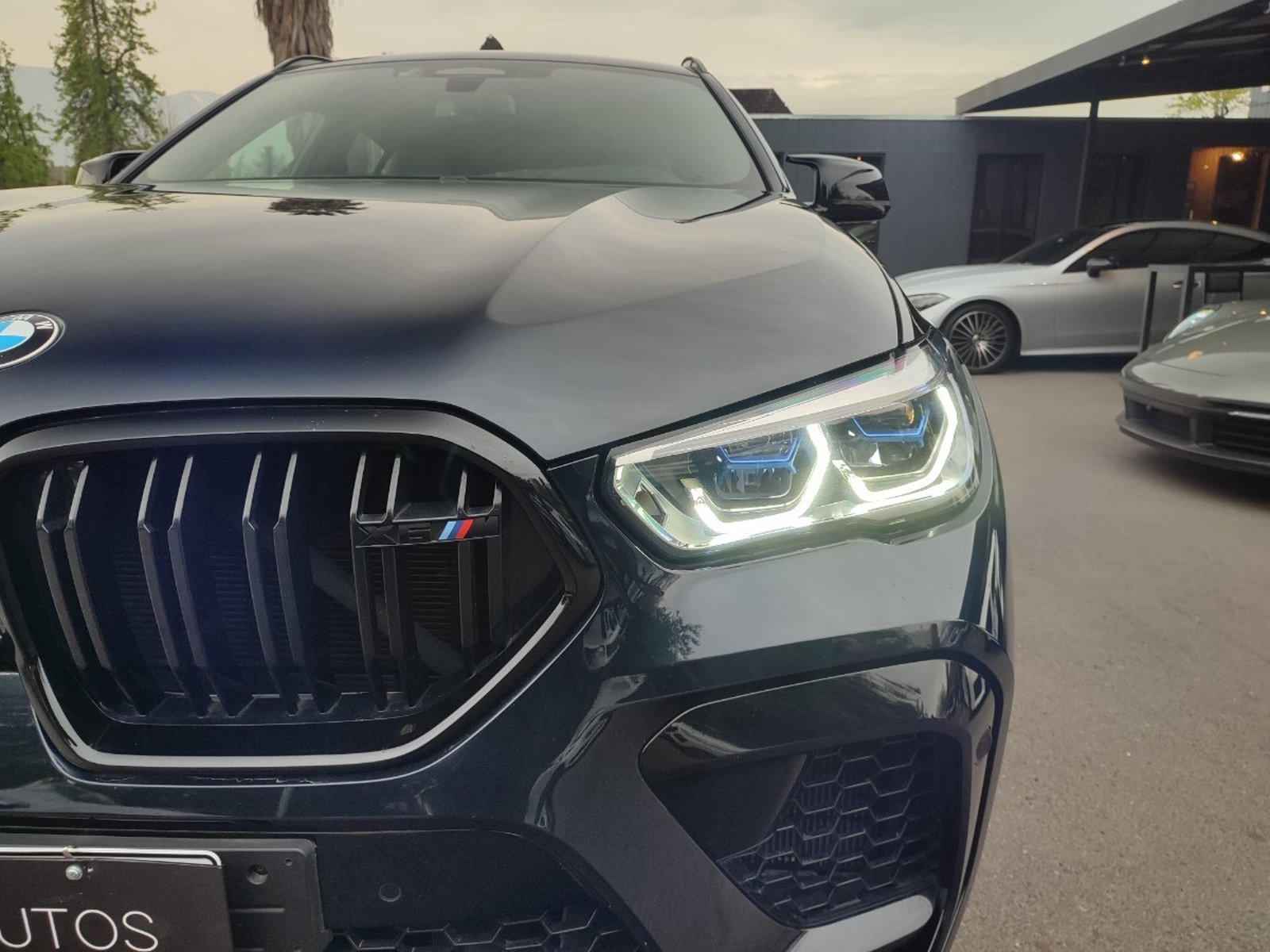 BMW X6 M COMPETITION 4.4 V8 2023 - Foto 3 de 18