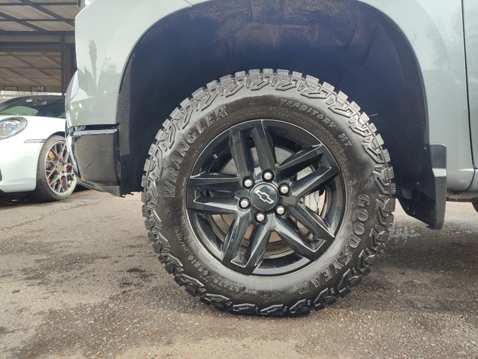 Chevrolet SILVERADO TRAIL BOSS Z71 5.3 4X4 2026 - Foto 4 de 18